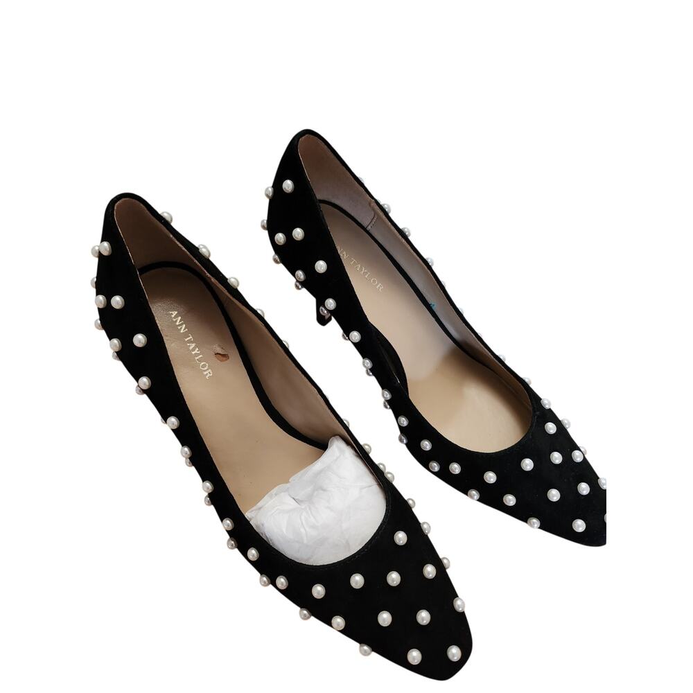 5.5 New Ann Taylor pearl kitten heels